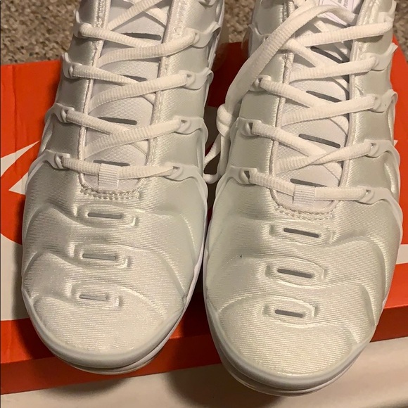 Nike air vapormax plus men’s BNIB - Picture 2 of 13